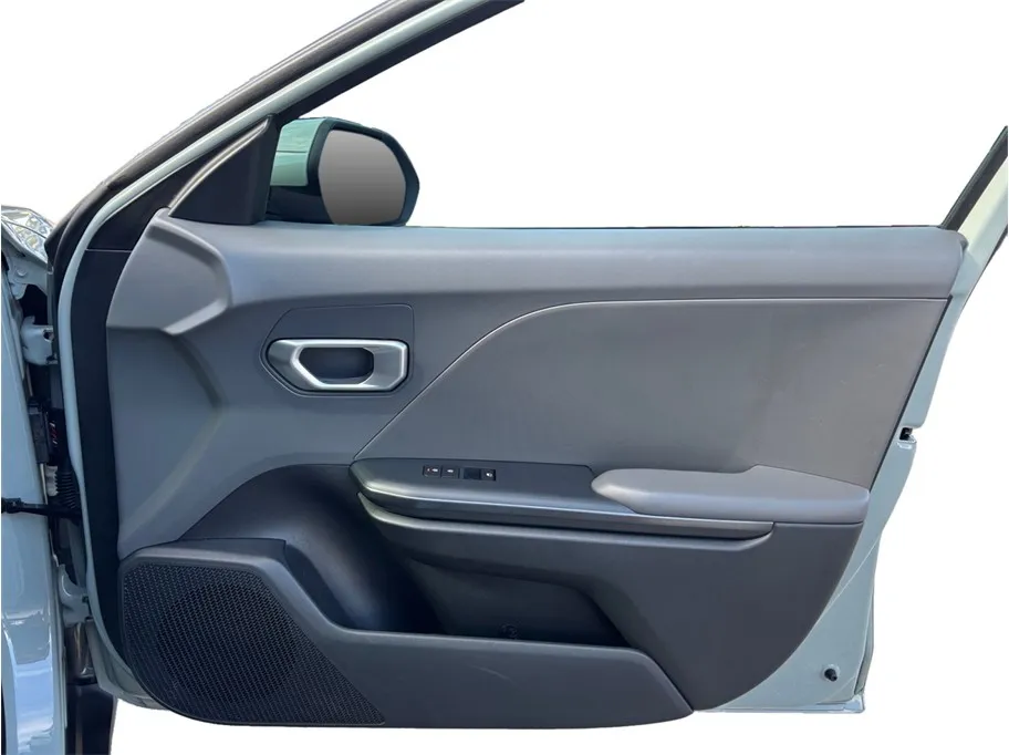 Kia K4 photo 37
