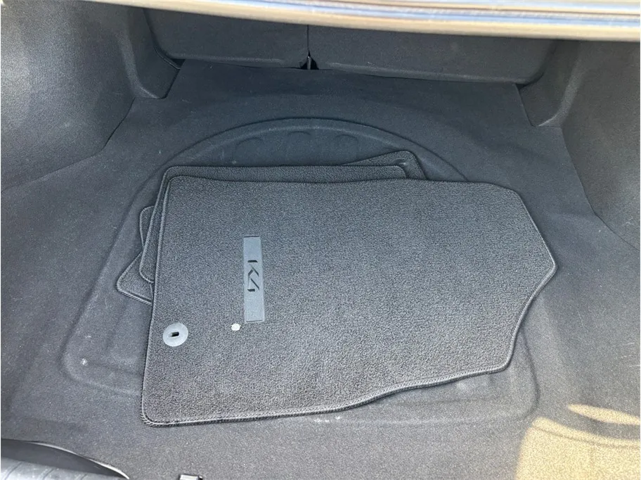 Kia K4 photo 40