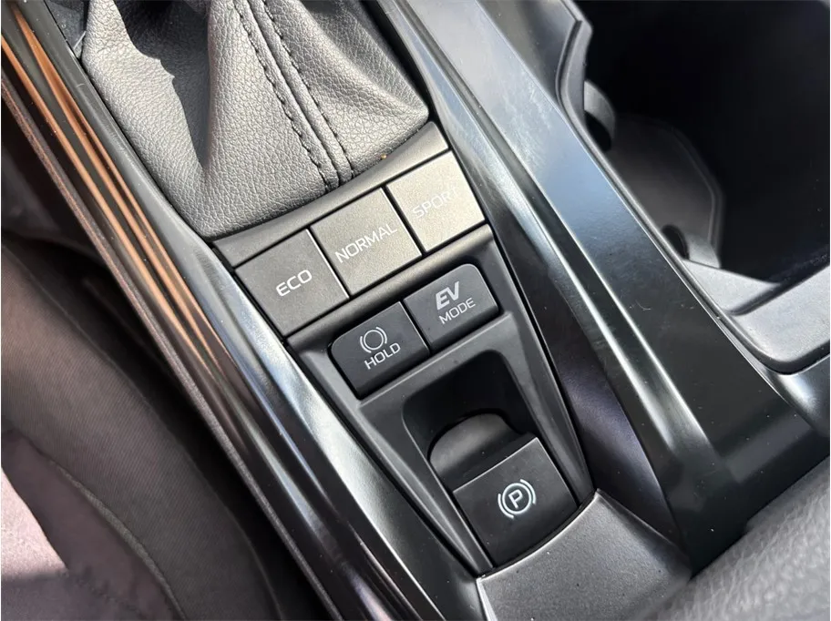 Toyota Camry photo 29