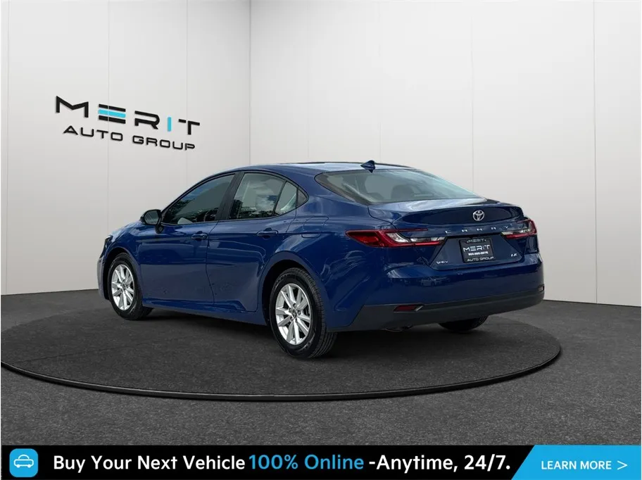 Toyota Camry photo 7