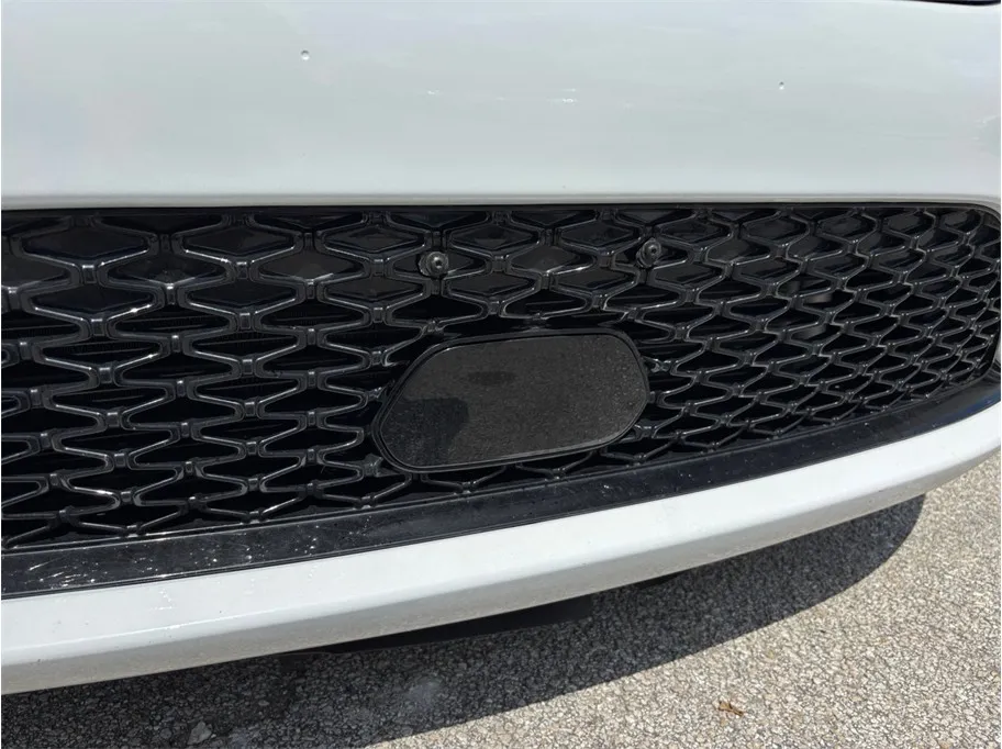 Chrysler Pacifica photo 15