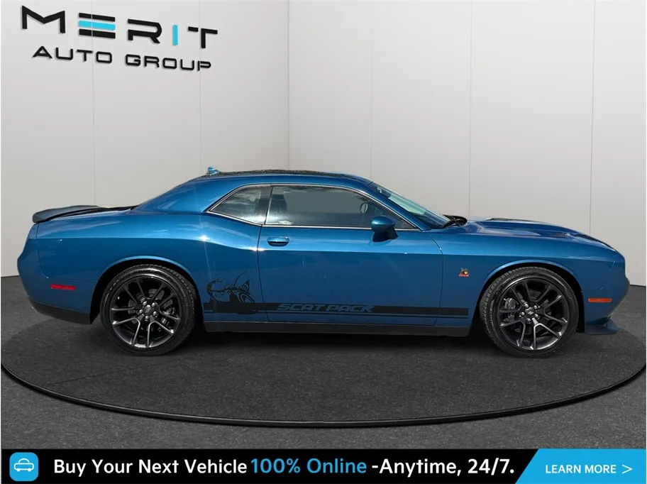 Dodge Challenger photo 10