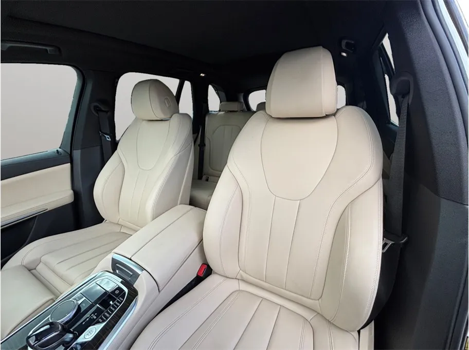 BMW X5 photo 19