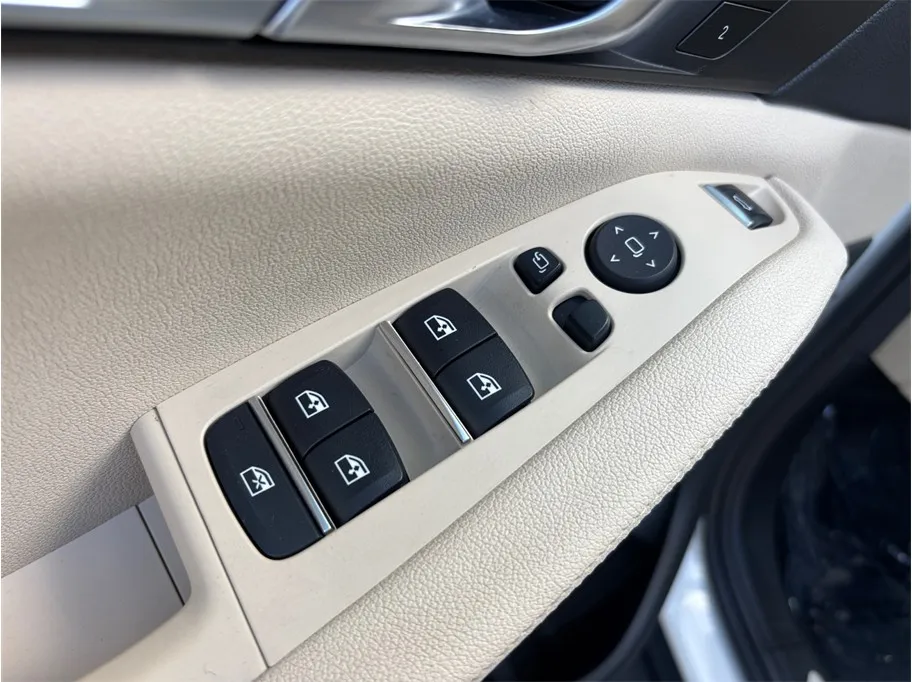 BMW X5 photo 23