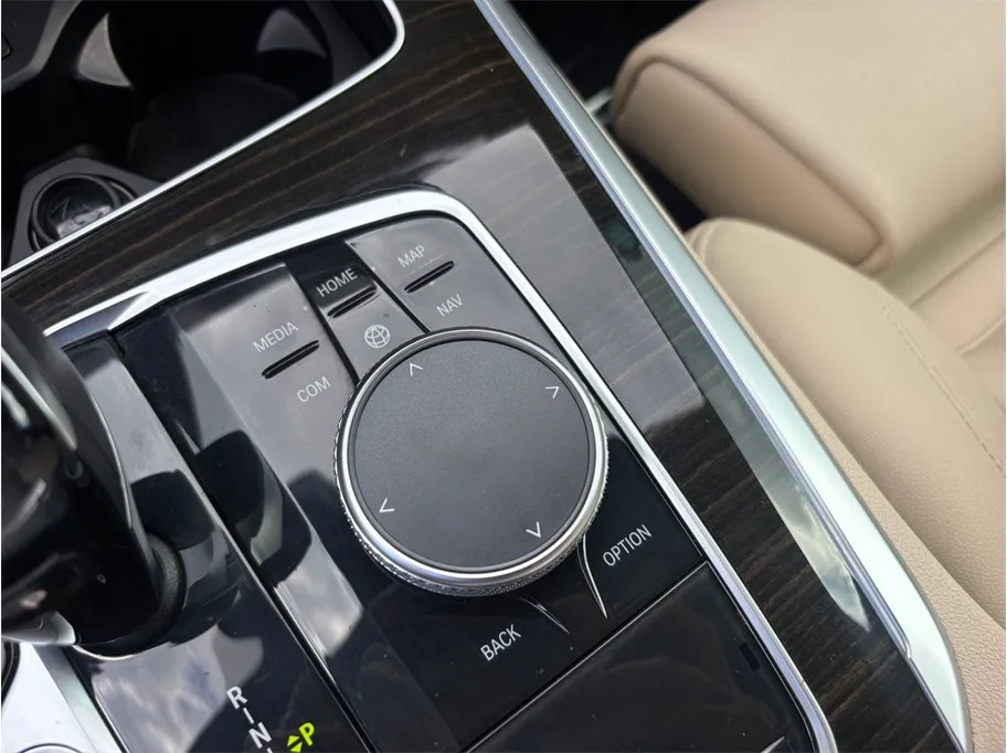 BMW X5 photo 35