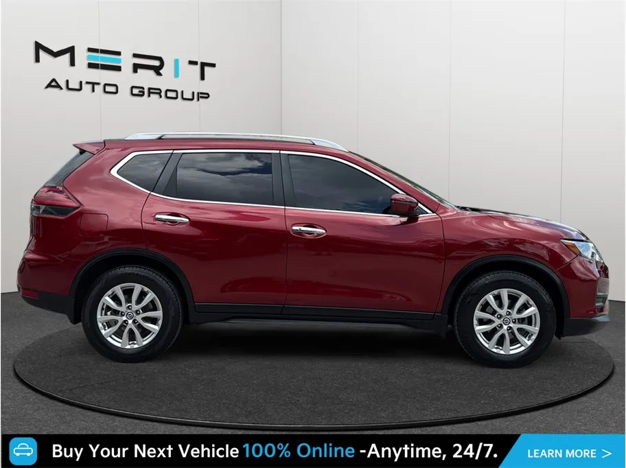 Nissan Rogue photo 10