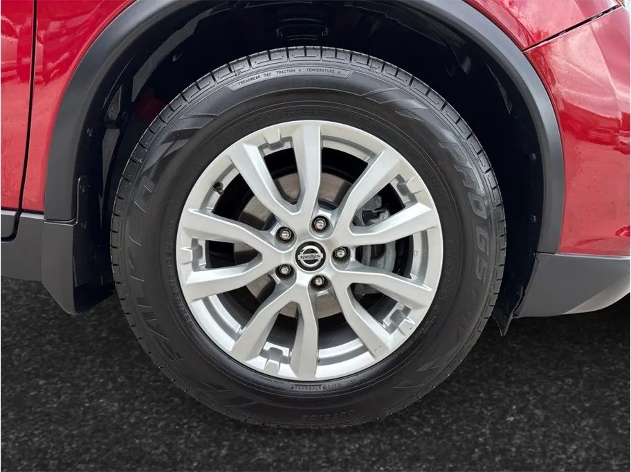 Nissan Rogue photo 12