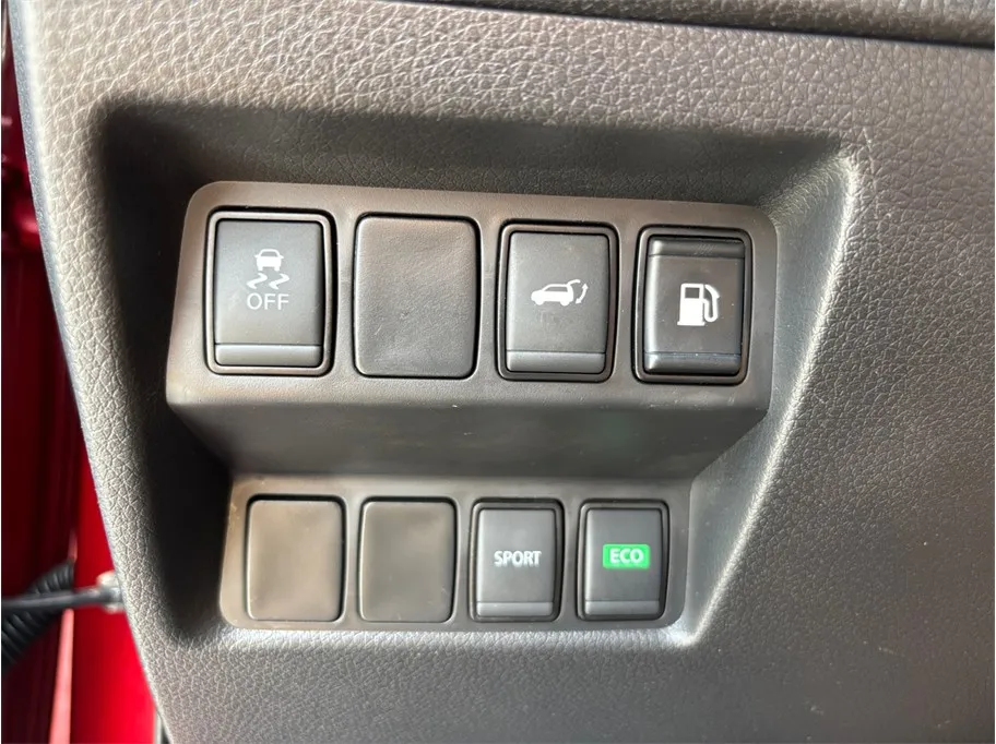 Nissan Rogue photo 28