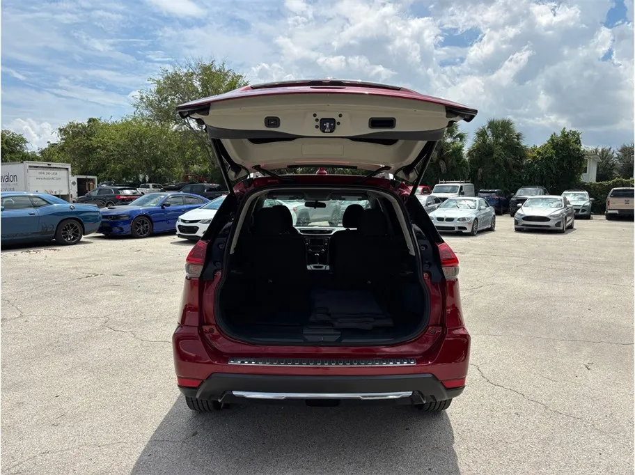 Nissan Rogue photo 39