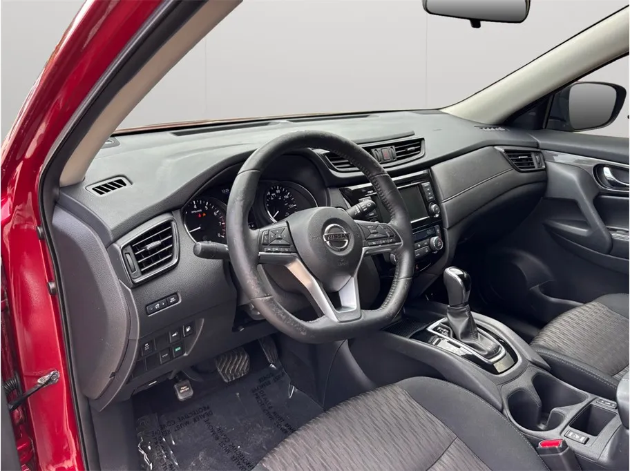 Nissan Rogue photo 6