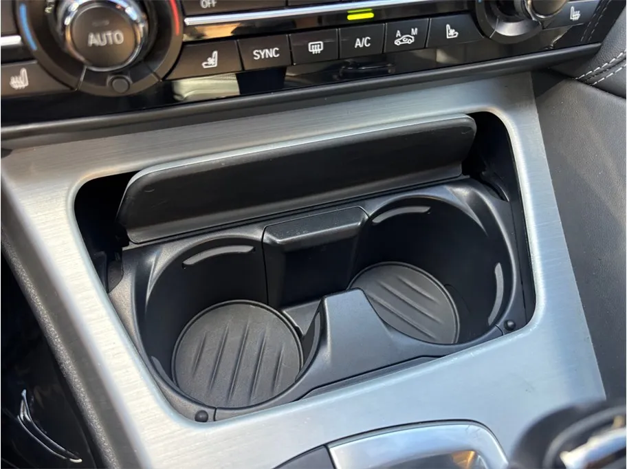BMW 6 Series photo 36