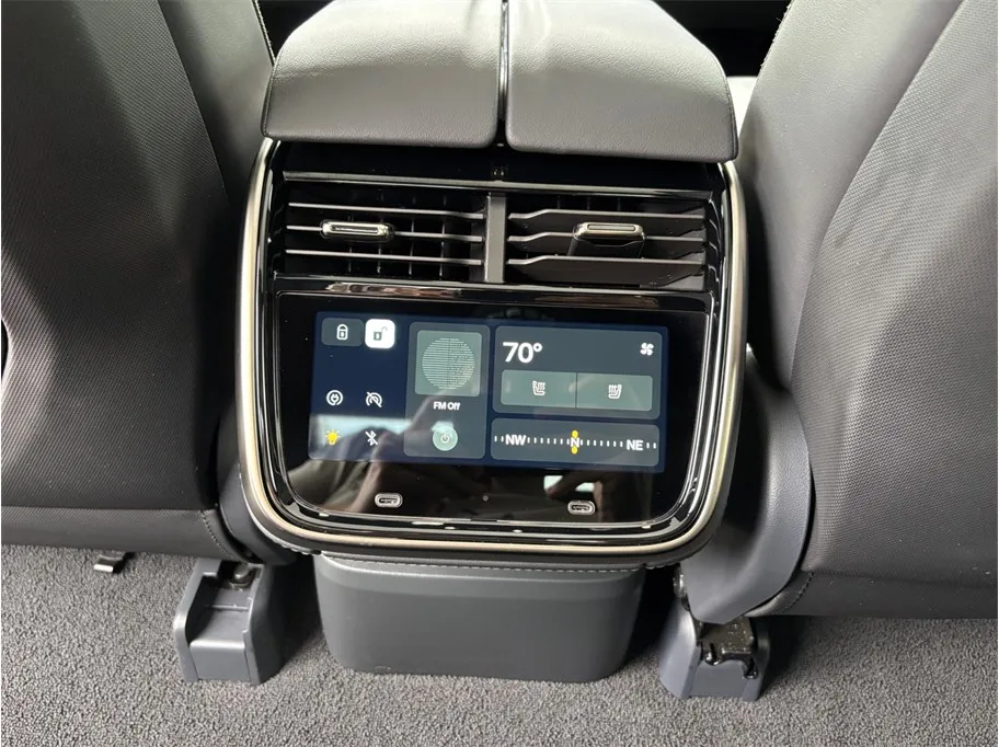 Rivian R1T photo 33
