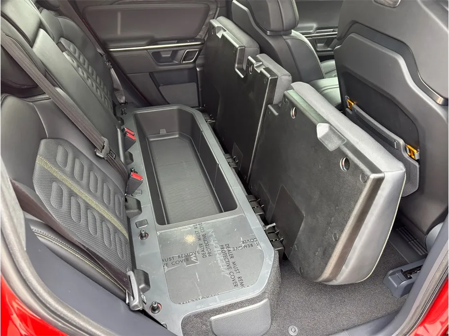Rivian R1T photo 36