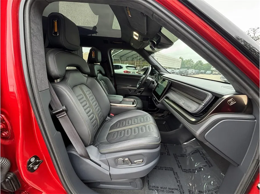 Rivian R1T photo 38