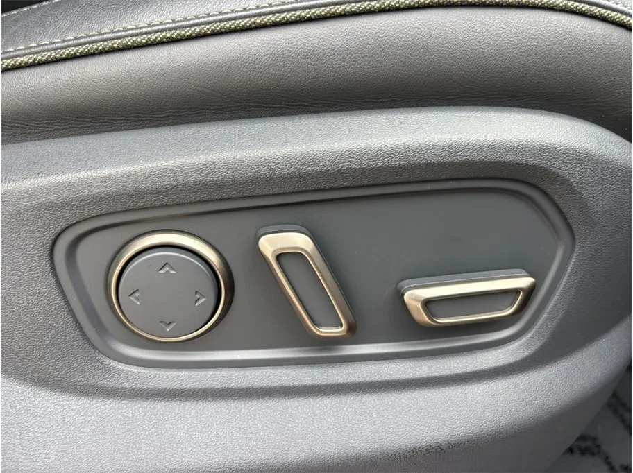 Rivian R1T photo 39