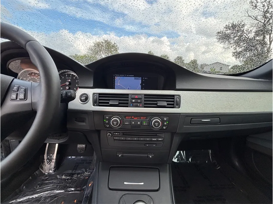 BMW M3 photo 11