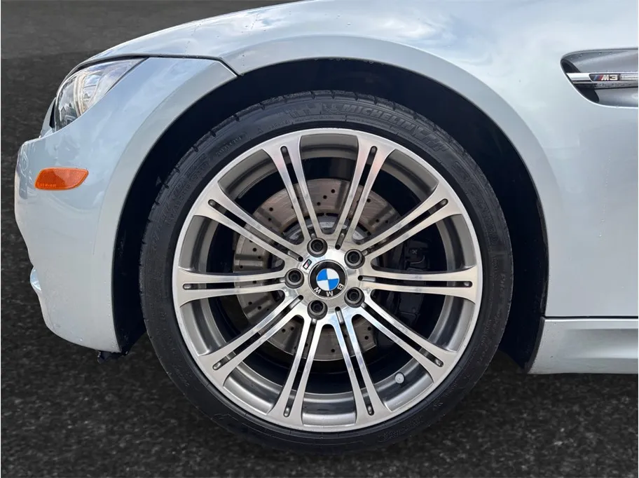BMW M3 photo 12