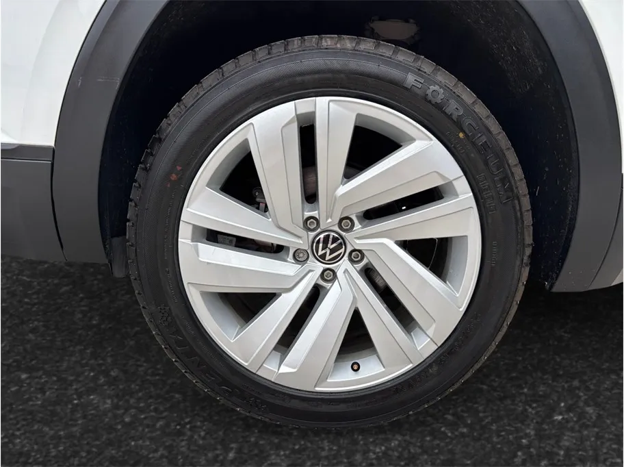 Volkswagen Atlas Cross Sport photo 14
