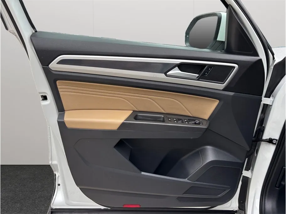 Volkswagen Atlas Cross Sport photo 19