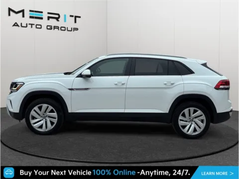 More photos of 2022 Volkswagen Atlas Cross Sport SE w/Technology Sport Utility 4D at Merit Auto Group Atlantic, FL