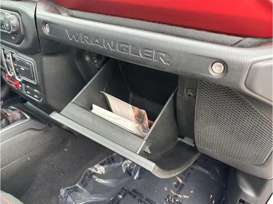 Jeep Wrangler photo 36