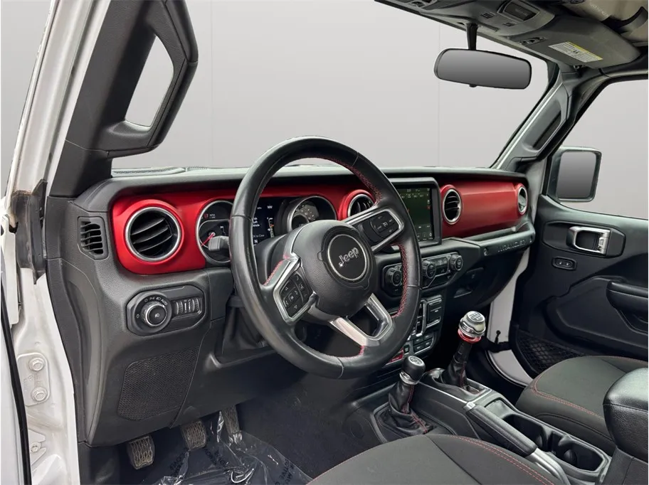 Jeep Wrangler photo 6