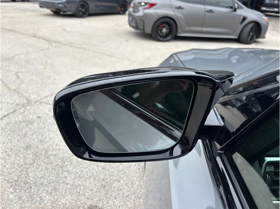 BMW 3 Series photo 21