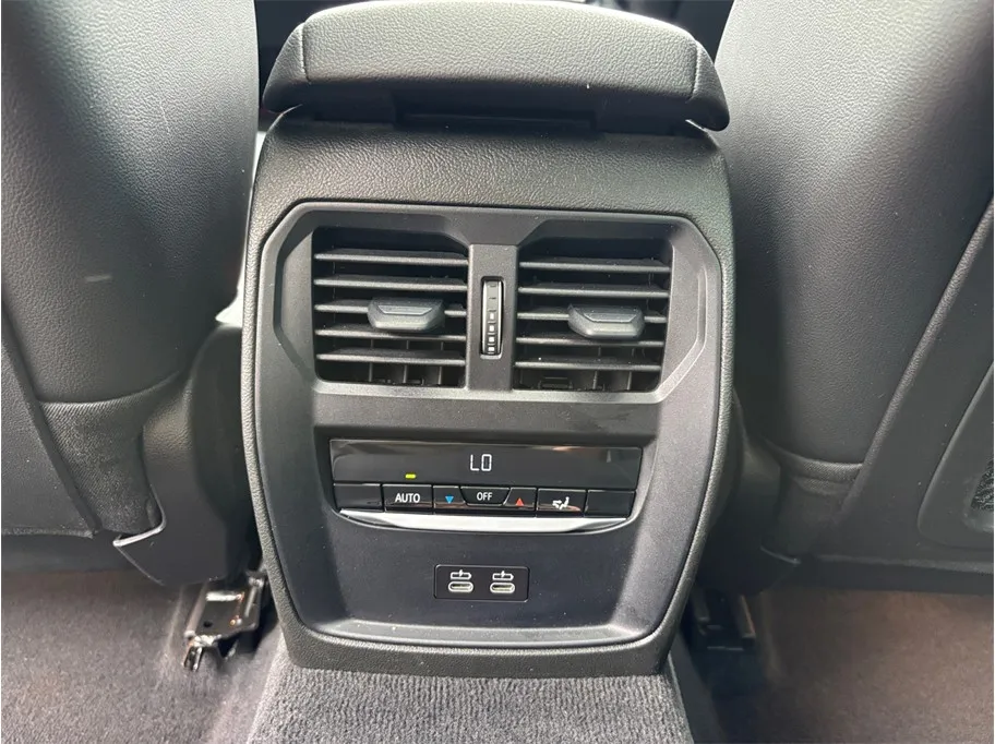 BMW 3 Series photo 44