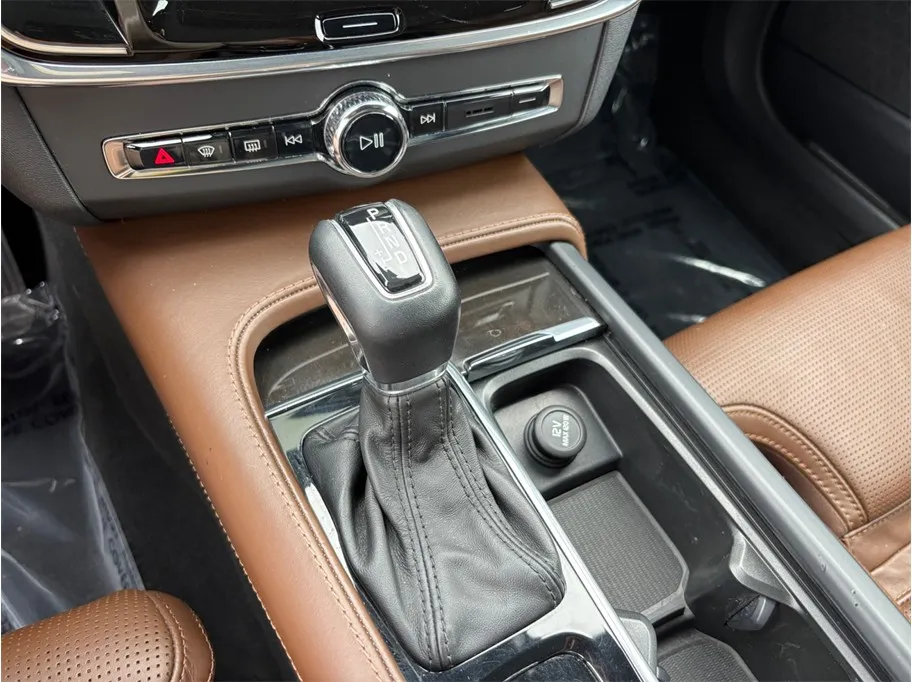 Volvo V90 photo 37