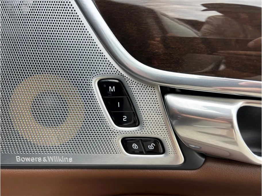 Volvo V90 photo 48