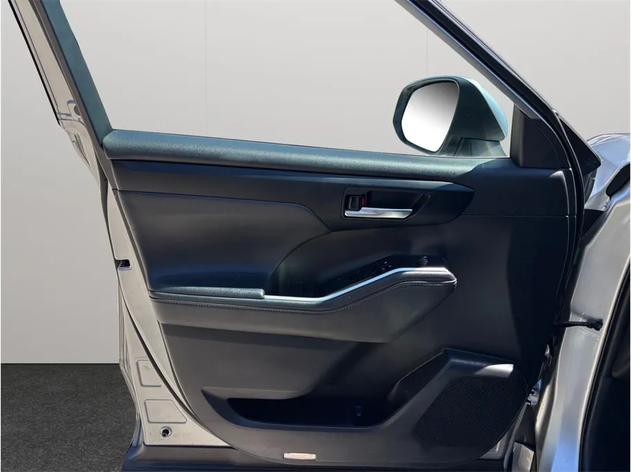 Toyota Highlander photo 20