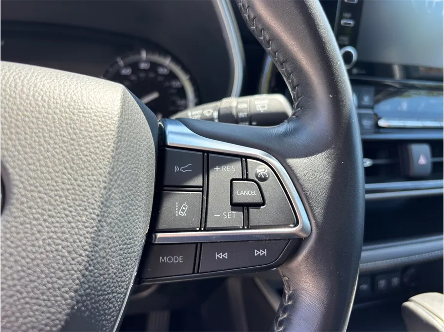Toyota Highlander photo 25