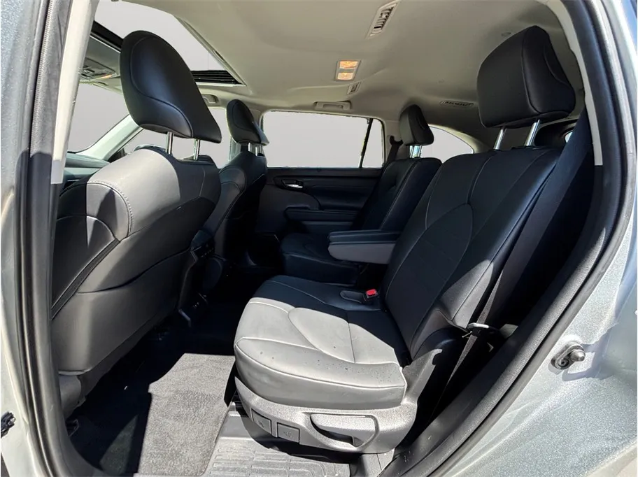 Toyota Highlander photo 37