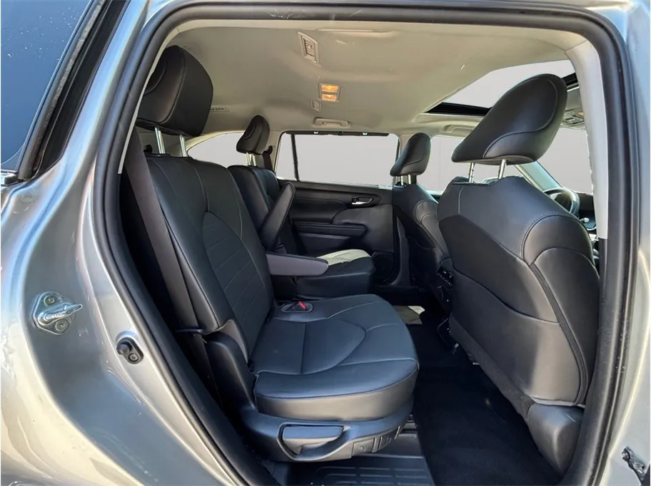 Toyota Highlander photo 44