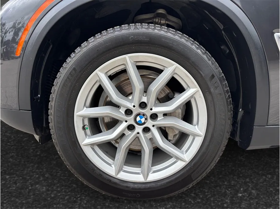 BMW X5 photo 13