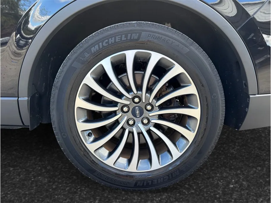 Lincoln Aviator photo 16