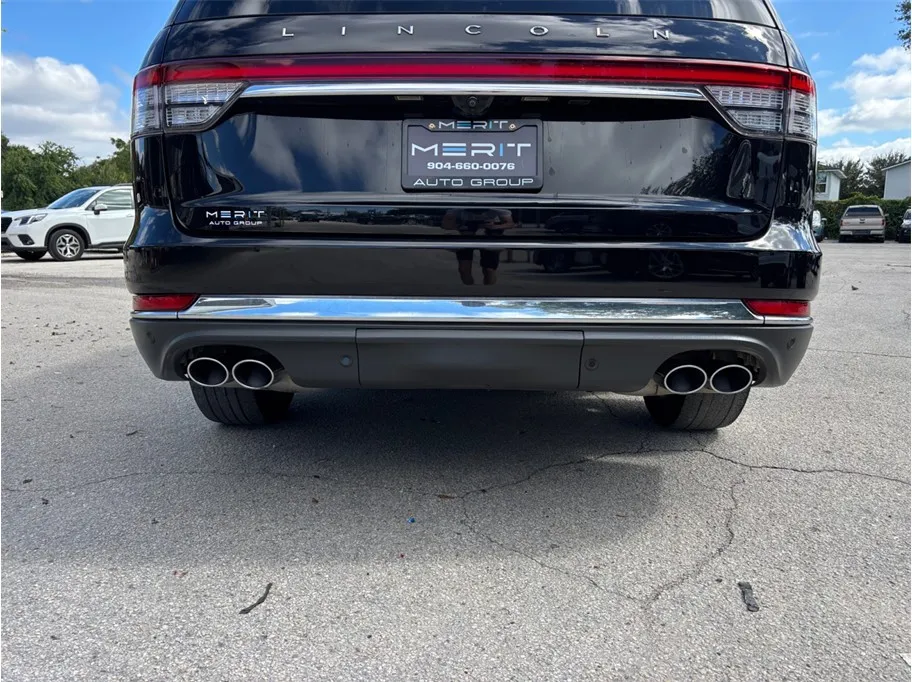 Lincoln Aviator photo 18