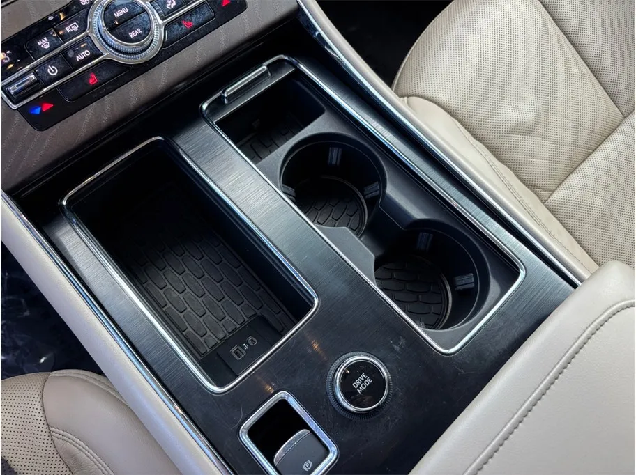 Lincoln Aviator photo 38