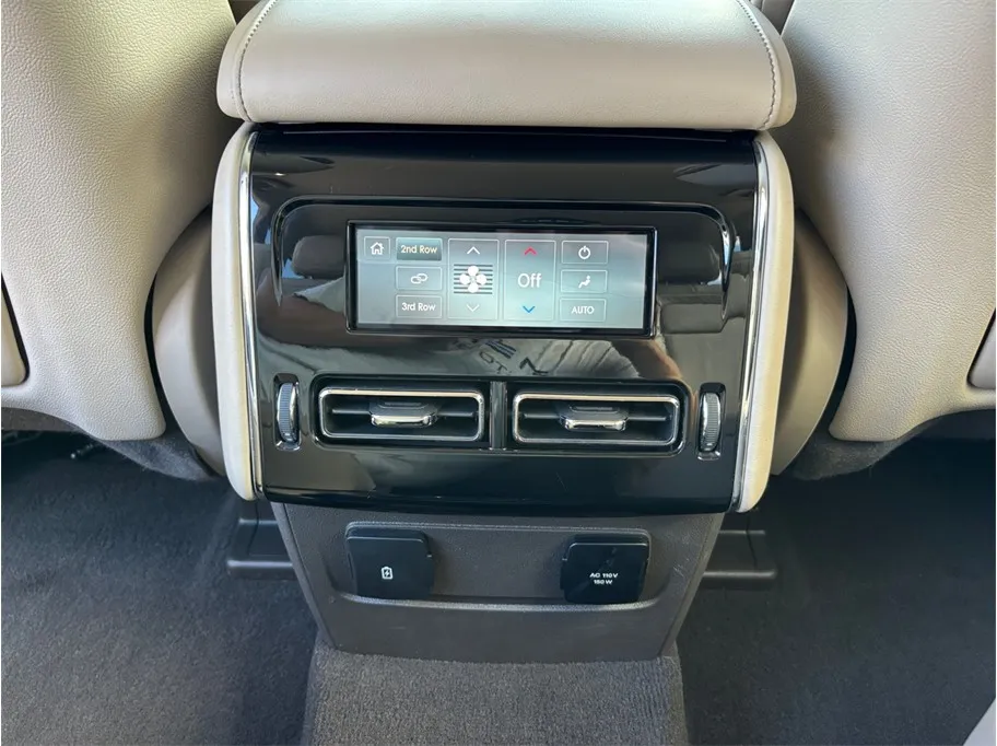 Lincoln Aviator photo 42