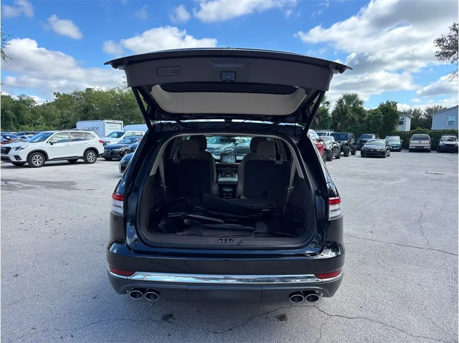 Lincoln Aviator photo 51