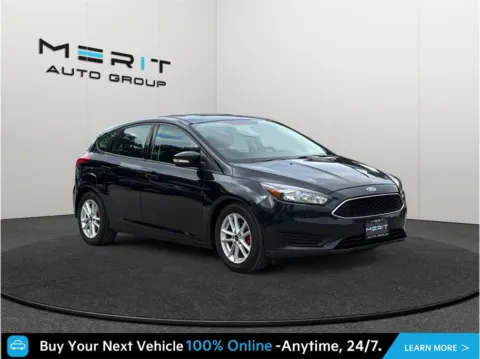 Black 2015 Ford Focus SE Hatchback 4D for sale in Jacksonville, FL