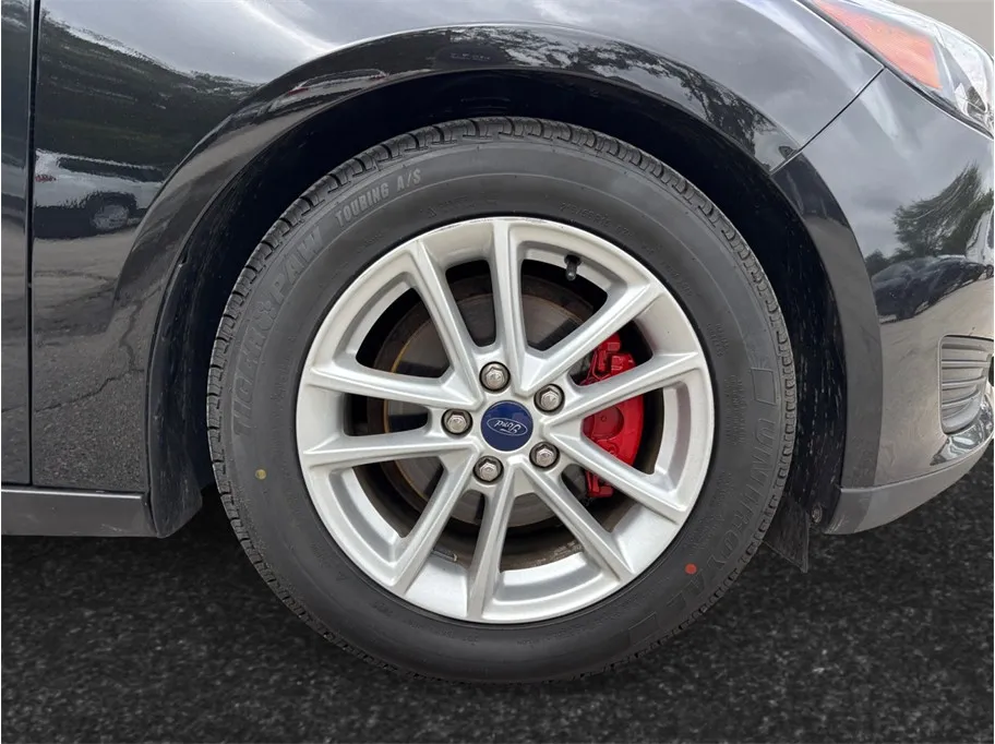 Ford Focus photo 12