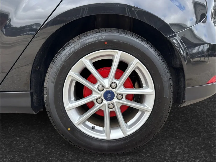 Ford Focus photo 13