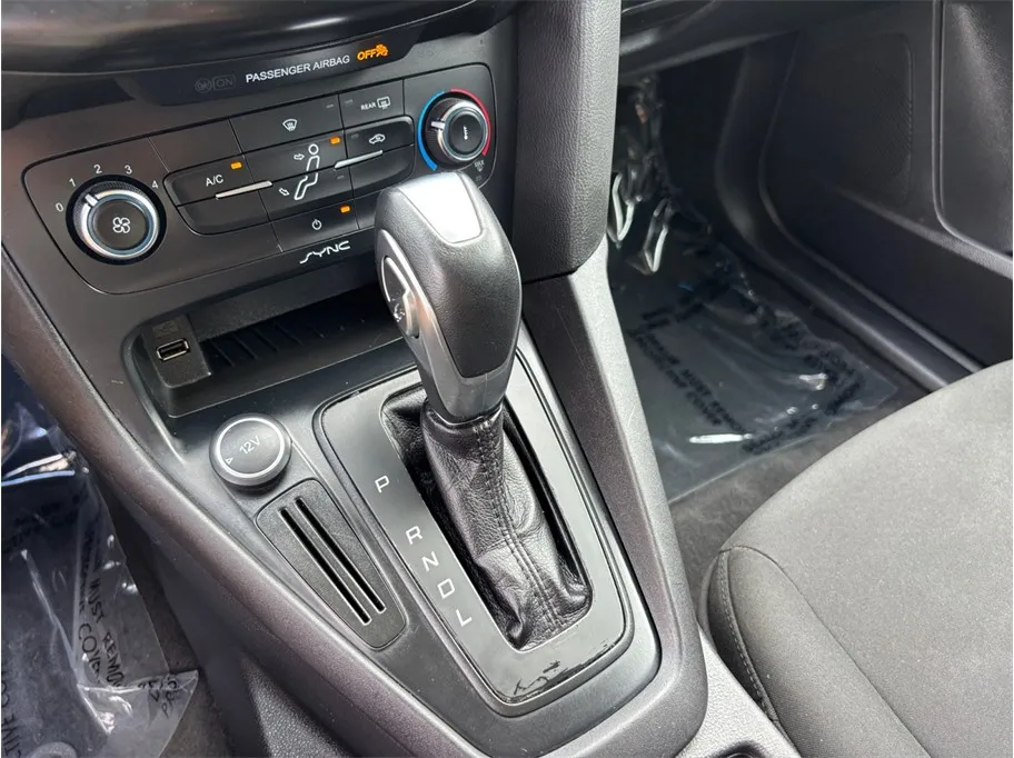 Ford Focus photo 26