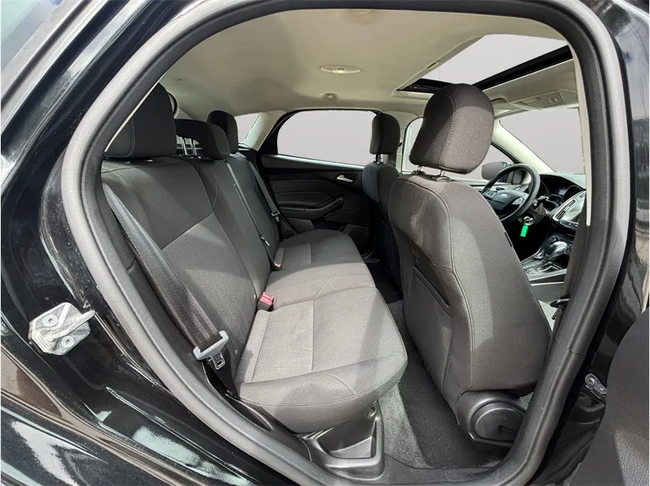 Ford Focus photo 30