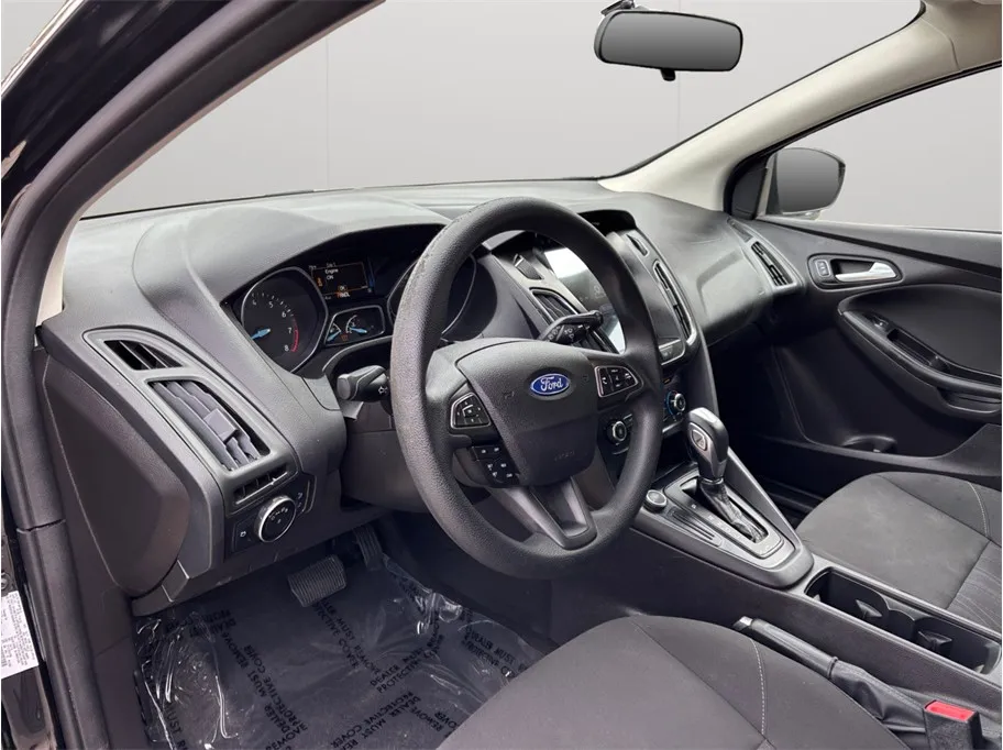 Ford Focus photo 6