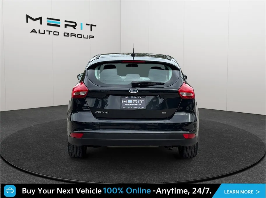 Ford Focus photo 8