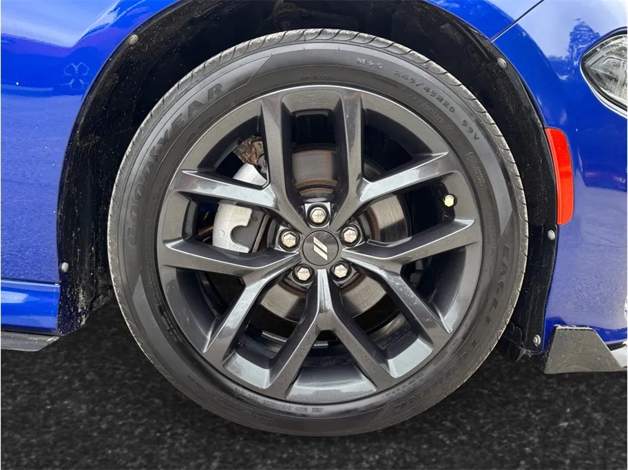 Dodge Charger photo 12
