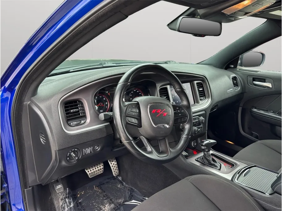 Dodge Charger photo 6