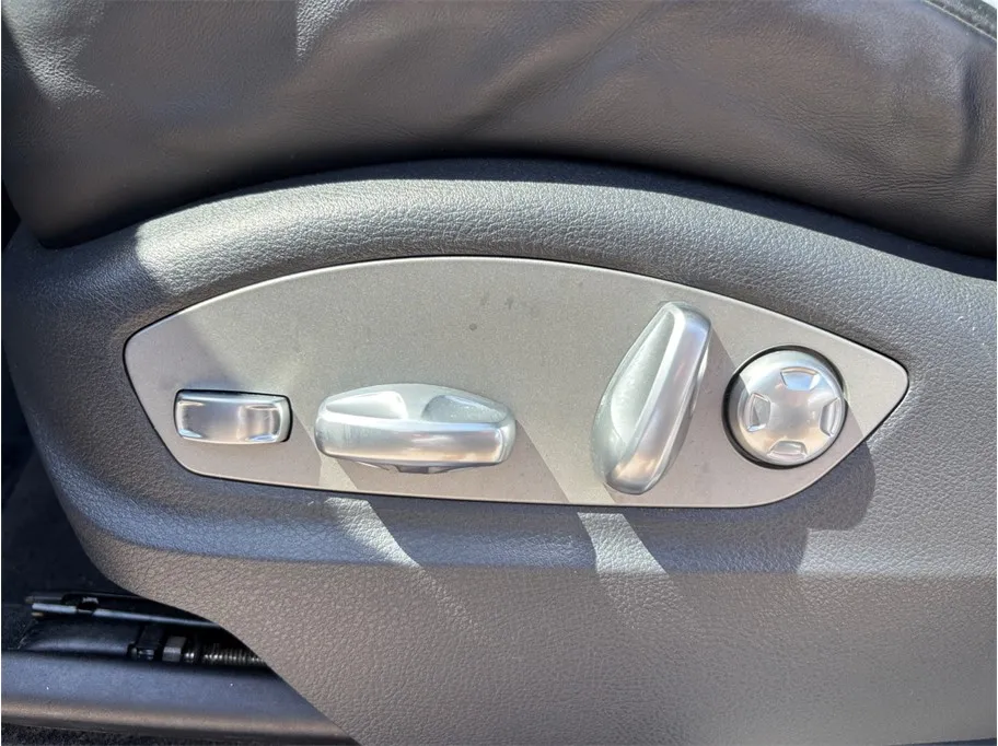 Porsche Cayenne photo 17